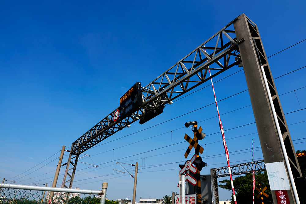 _DSC0054_tonemapped.png#s-1000,665