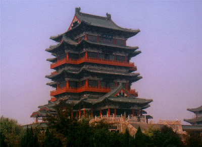 f_7995977_1.jpg#s-400,292