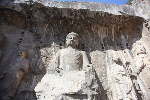 %252522Lushena_Buddha_at_Longmen_Grottos