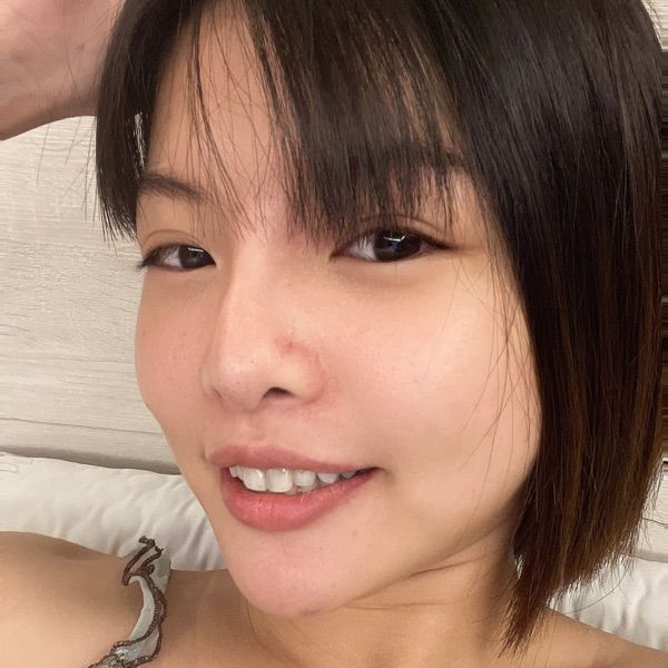 施昀
